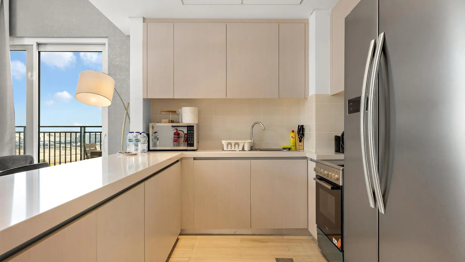 Abu Dhabi Premier Apt -Steps To Ferrari World & Yas Mall 0*, Abu Dhabi United Arab Emirates