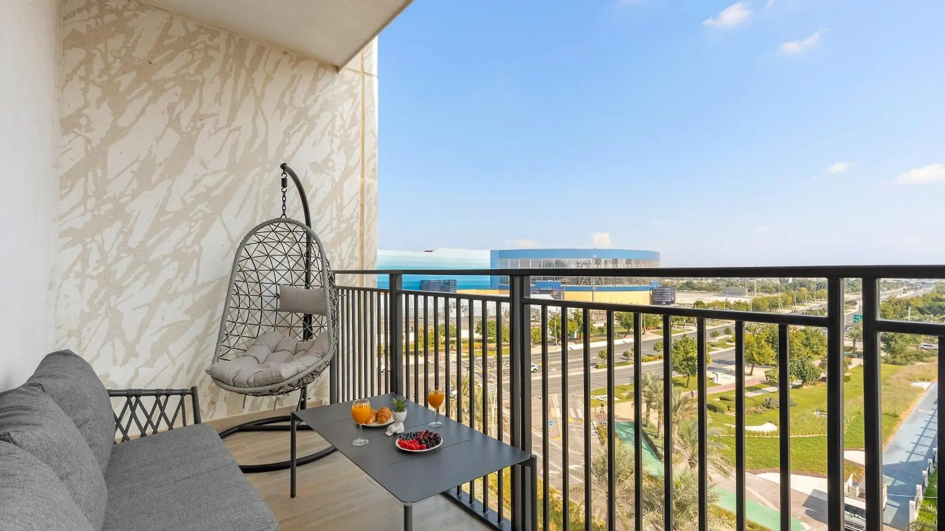 Abu Dhabi Premier Apt -Steps To Ferrari World & Yas Mall 0*, Abu Dhabi