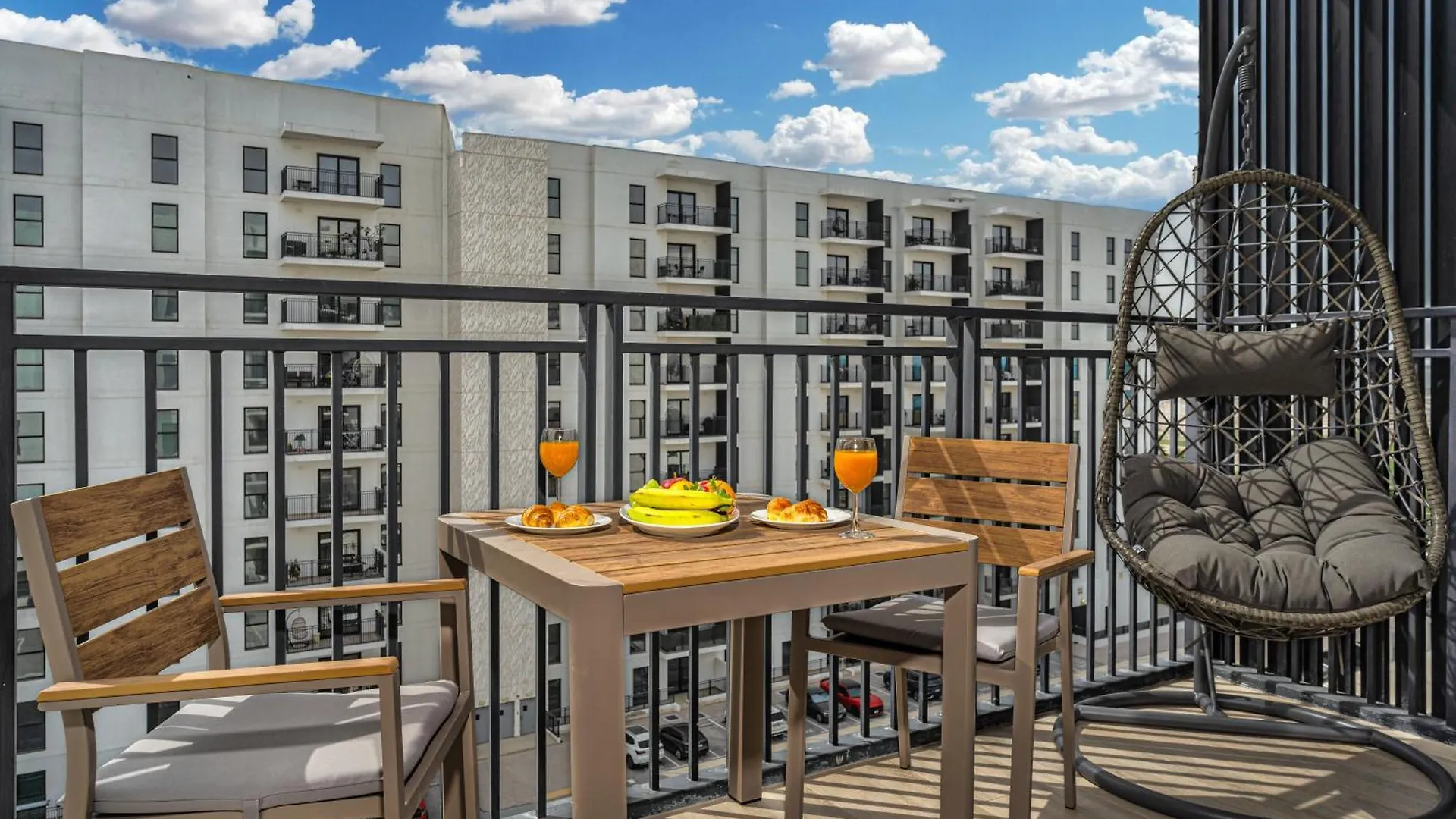 Abu Dhabi Premier Apt -Steps To Ferrari World & Yas Mall Apartment Abu Dhabi