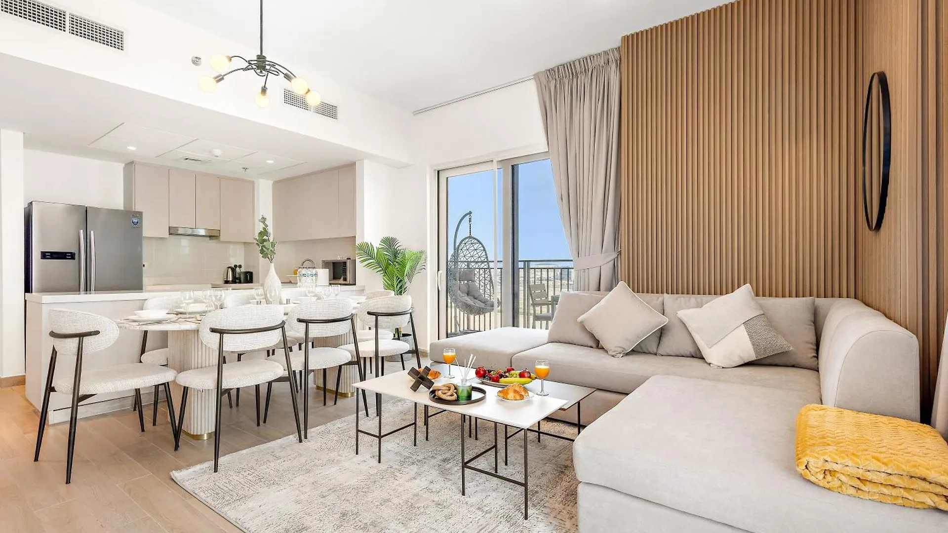 Abu Dhabi Premier Apt -Steps To Ferrari World & Yas Mall
