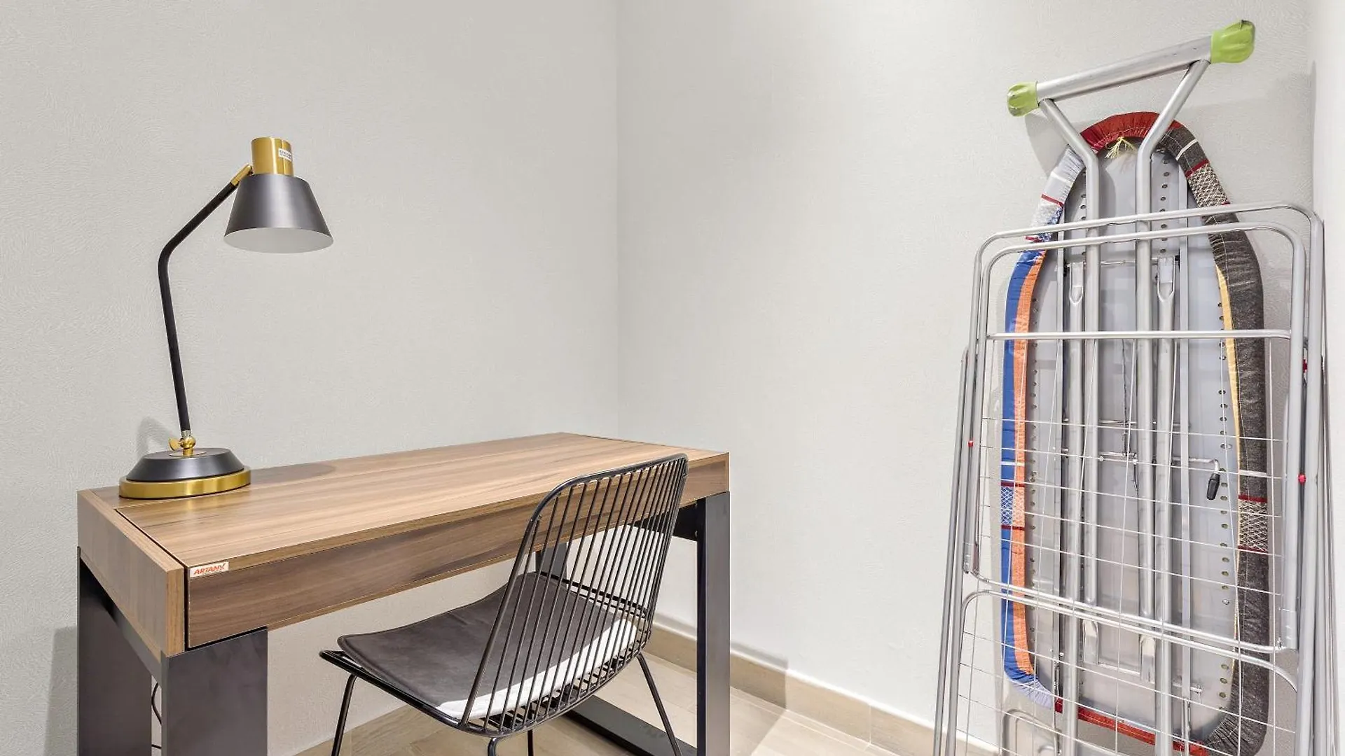 Apartment Abu Dhabi Premier Apt -Steps To Ferrari World & Yas Mall