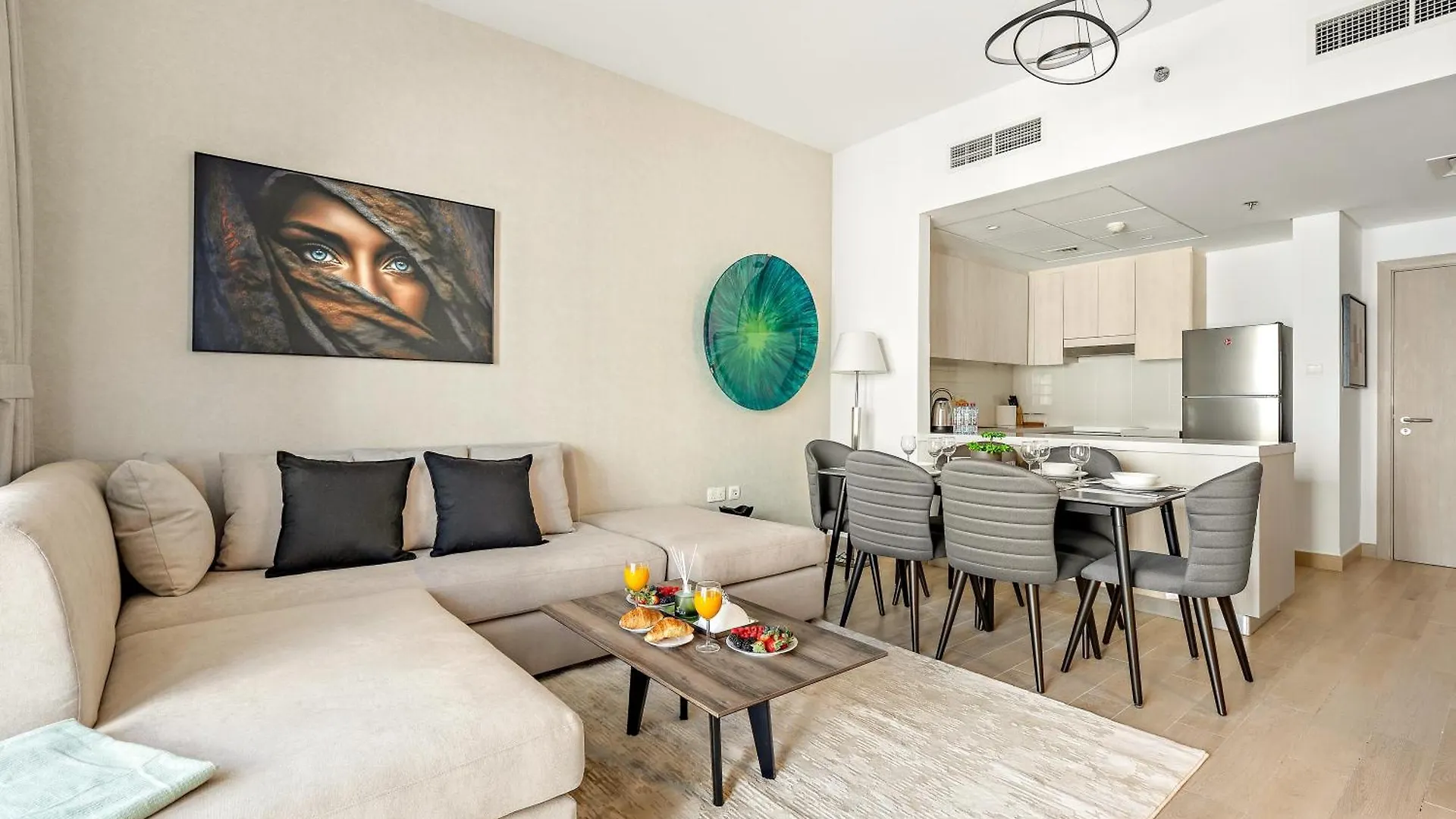 Yas Island Premier Apts By Desert Key - Steps To Ferrari World & Yas Mall Abu Dhabi